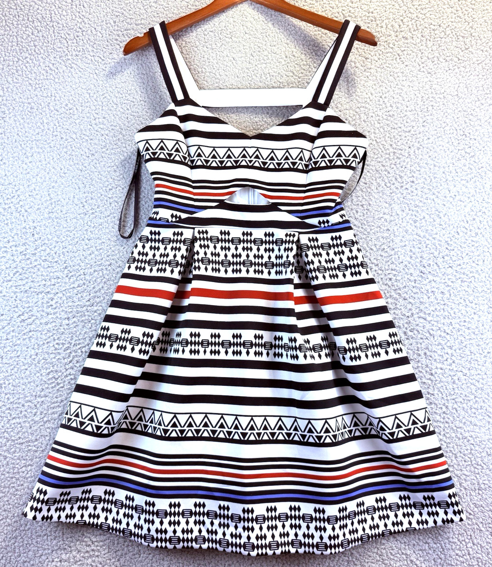Guess L A Women's Dress Size 6 Geometric White/Black/Red Sleeveless Pleated